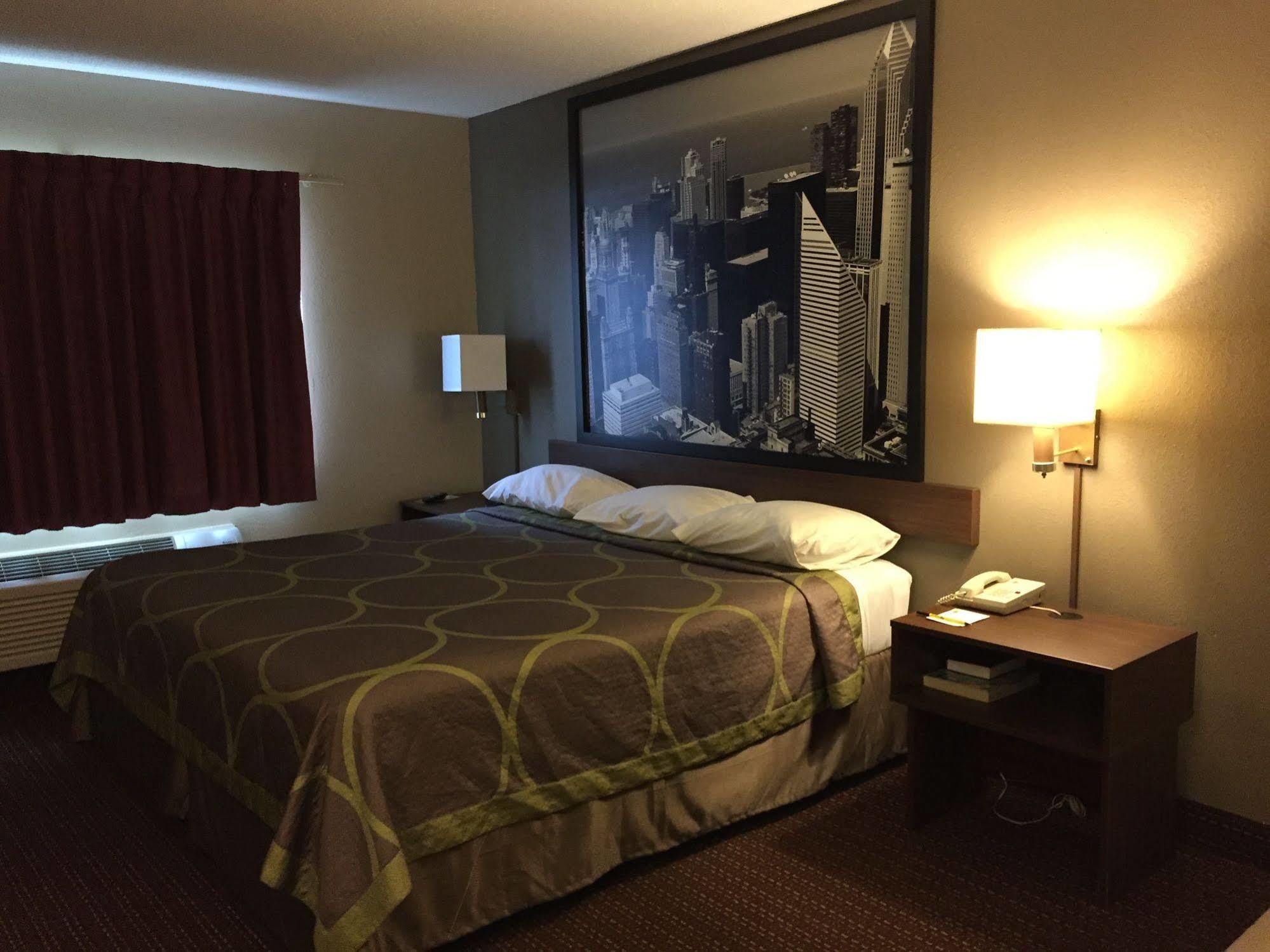 Готель Super 8 By Wyndham Chicago O'Hare Airport Елк-Ґров-Віллідж Екстер'єр фото